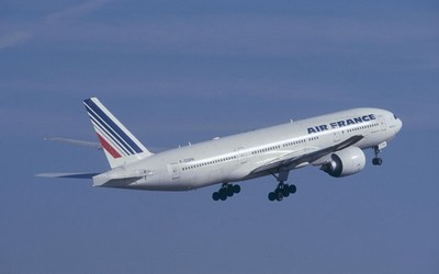 pal_boeing-777-200.jpg
