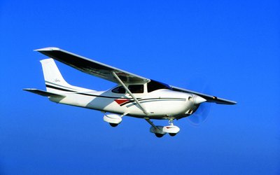 pal_cessna-182.jpg